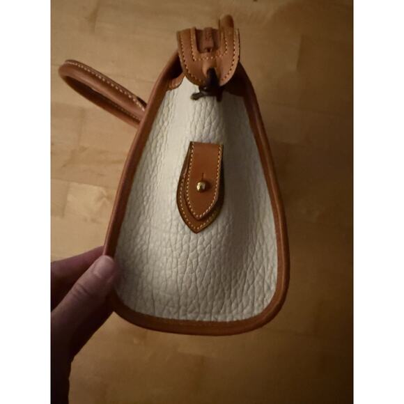 Dooney & Bourke Satchel Zip Top Handle Case Vintage Brown White Equestrian Bag - Picture 6 of 10